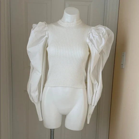 Zara White Ribbed Puff Sleeve Blouse