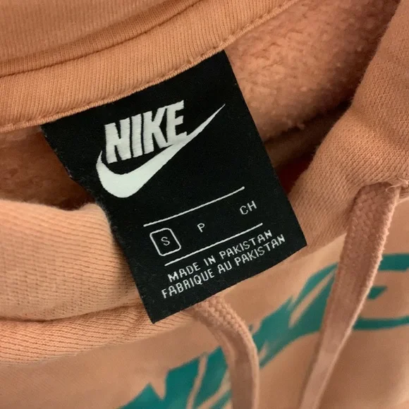 ✨ New Nike Hoodie Sz S
