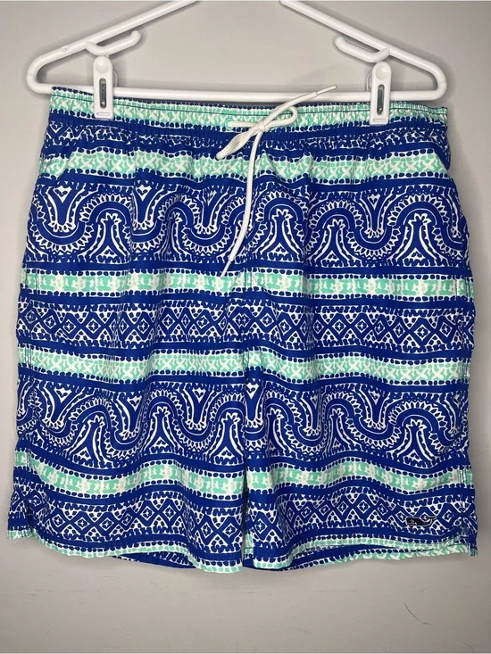 Vineyard Vines Blue and Green Pattern Swim Trunks (Medium)