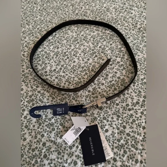Gap Kids Reversible Belt with Silver Tone Buckle - Size Large