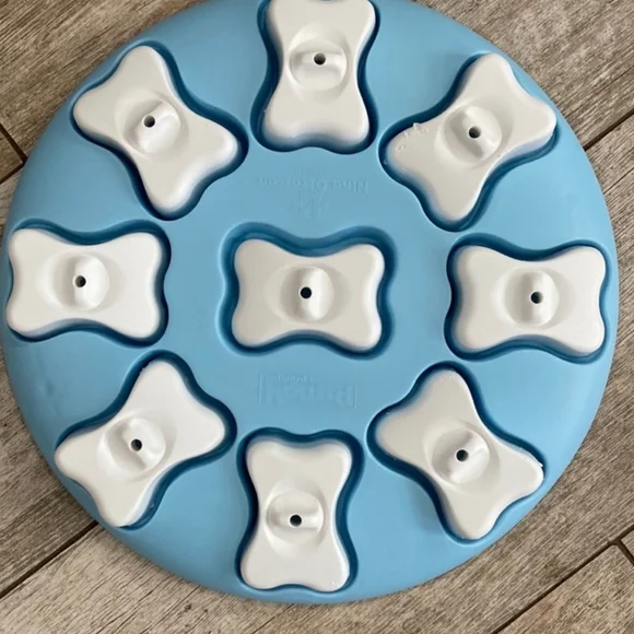 Puppy Puzzle Feeder Small Dog New