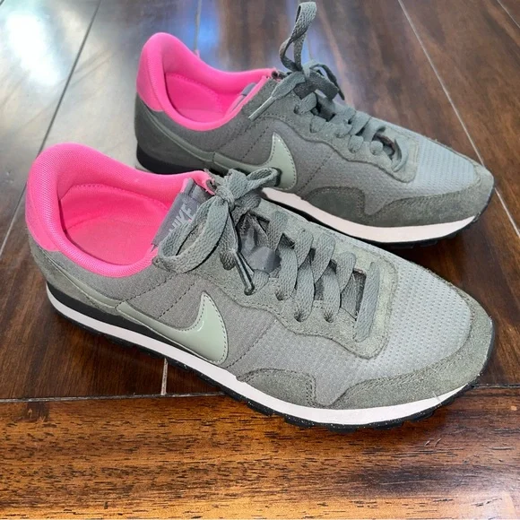 Nike Air Pegasus Gray