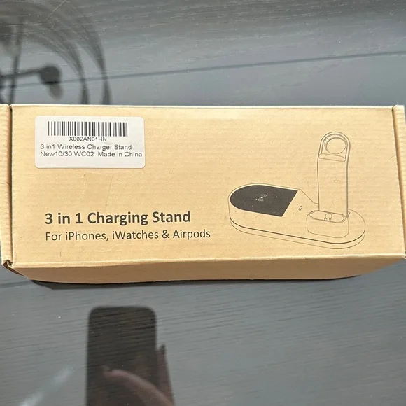 3 in 1 Charging Stand for iPhones, iWatches & AirPods