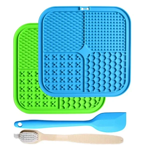 NWT 2Dog/Cat Licking Mat w Suction Cups, Silicone Spatula & Cleaning Brush