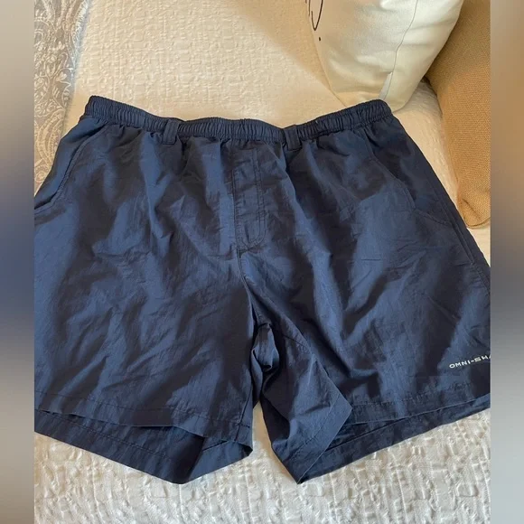 Blue Columbia Sportswear nylon swim shorts XL swimwear zipper mesh lining