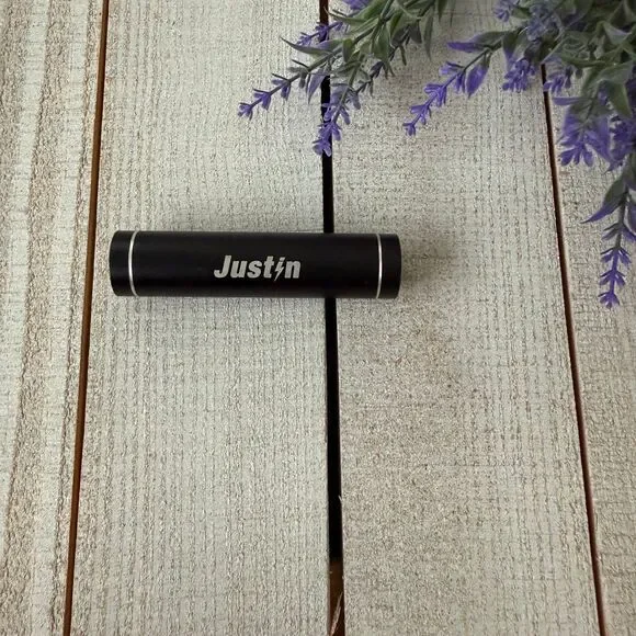 Justin Portable Power Stick