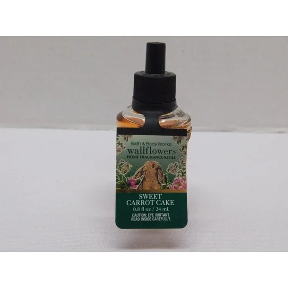 Bath and Body Works Wallflower Refill Sweet Carrot Cake