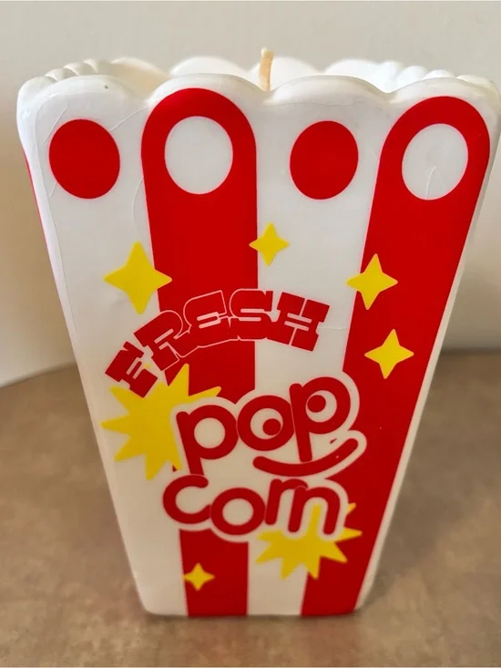 Retro Enchanté Popcorn Vanilla Sea Salt Candle. 6” tall