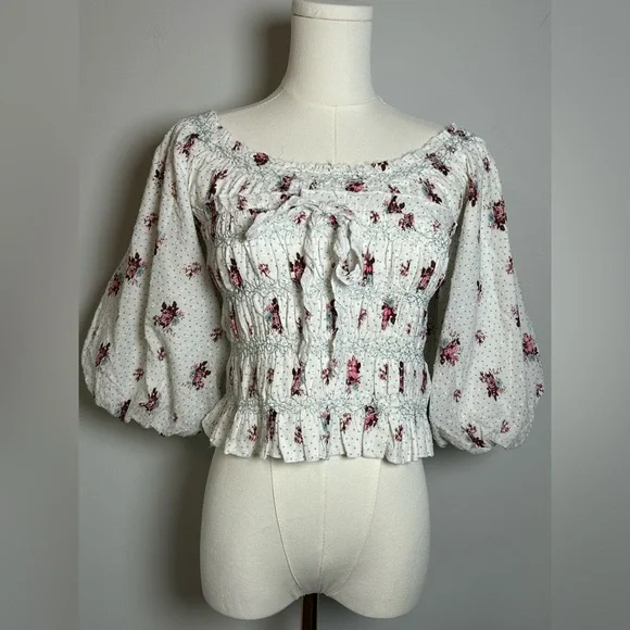 Anthropologie Floral smocked Peasant top Boho cottagecore puff sleeve blouse NWT