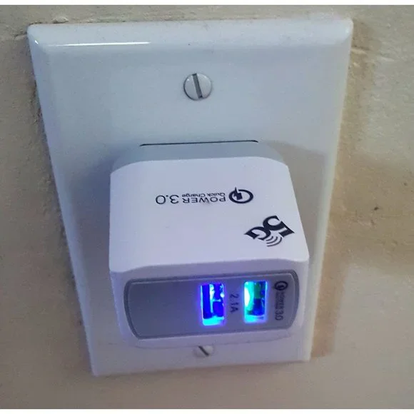 Dual LED Port Wall Charger QC 3.0 Quick Charge for iPhone, Samsung