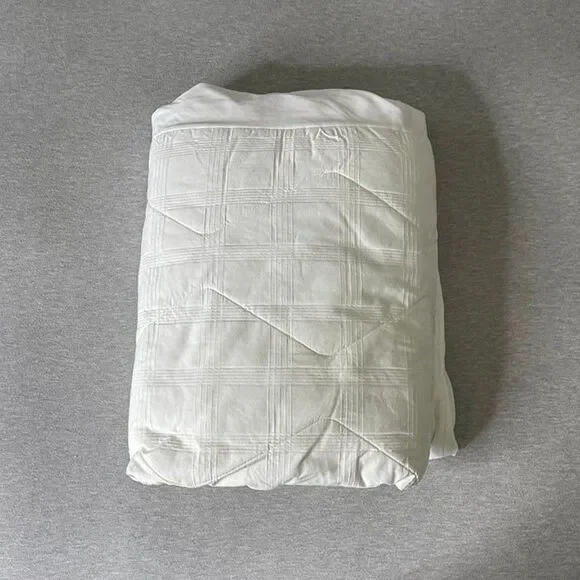 IKEA Quilted Patterned Mattress Protector - King