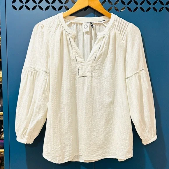Anthropologie Akemi + Kin Textured Peasant Top Cotton Puff Sleeves Lace Boho XS
