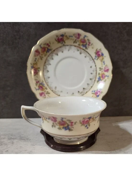 Vtg Gold Castle Hostess 1940s Teacup & Footed Saucer - Pink Rose Gilt - Japan