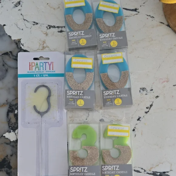 Spritz Glitter Number Candles - Silver and Green And Sparkler