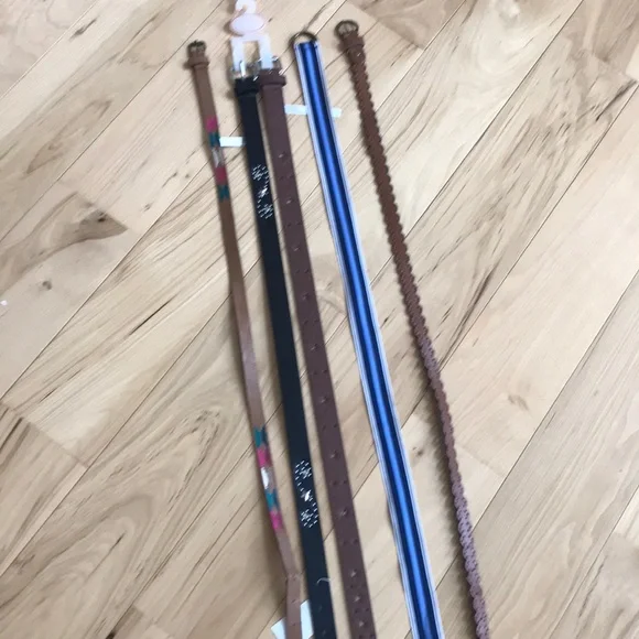 Belt bundle. Size L 5 belts included