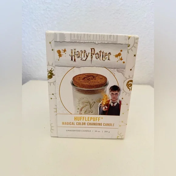 Harry Potter Hufflepuff Magical Color Changing Candle Unscented 10oz