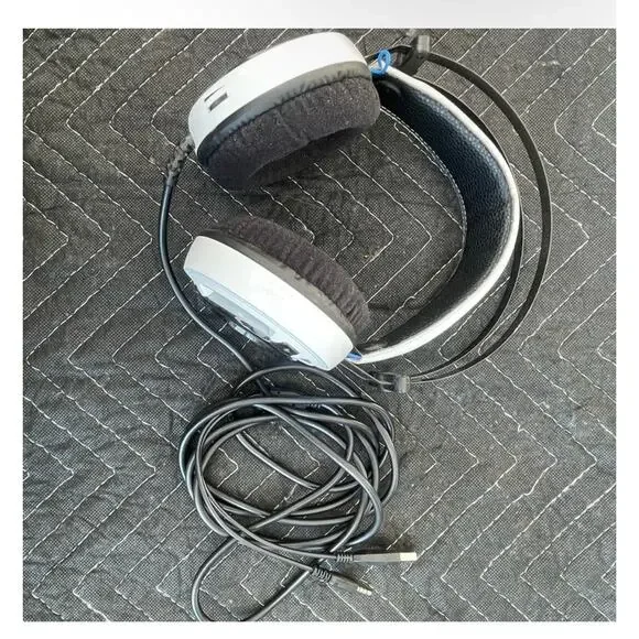 Over-Ear Gaming Headphones - Black and Silver PS4/PS5 Compatible
