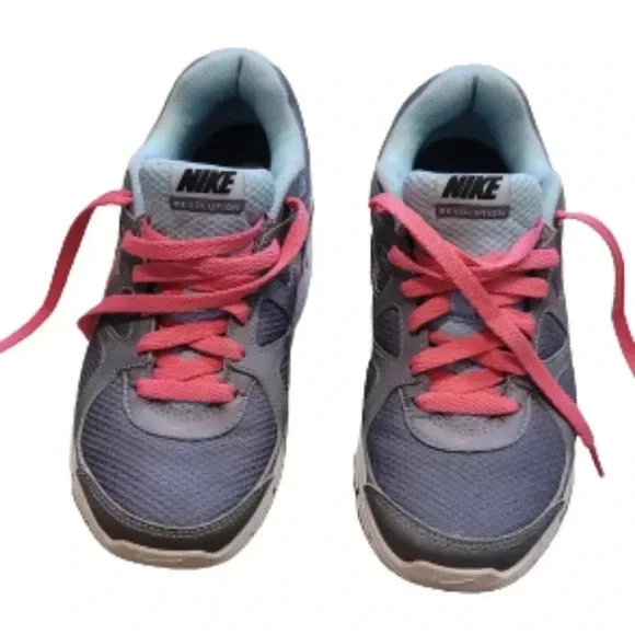 Nike Revolution Women's size 6.5