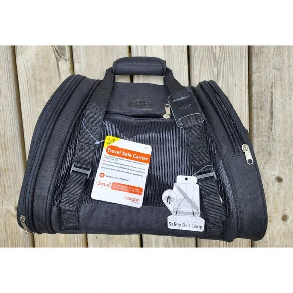 Pet Travel Safe Carrier‎ Bag Small 16x9x11.5 NEW with Tags Planes Cars Trip