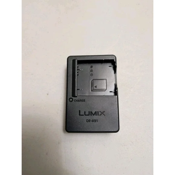 GENUINE‎ / ORIGINAL PANASONIC LUMIX CHARGER DE-A91 DE-A92 / DE-A92A