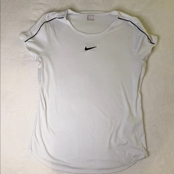 Nike Women's Tee