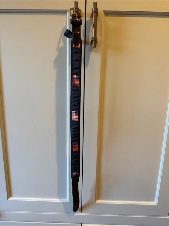 Vineyard Vines Navy belt with American flags
