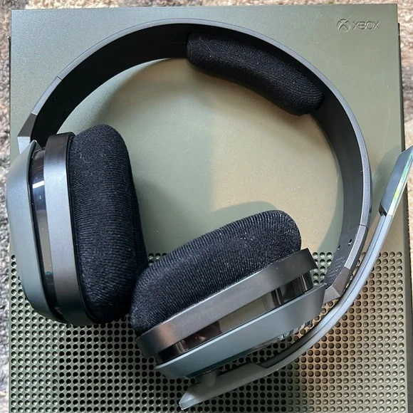 ASTRO A10 Gaming Headset