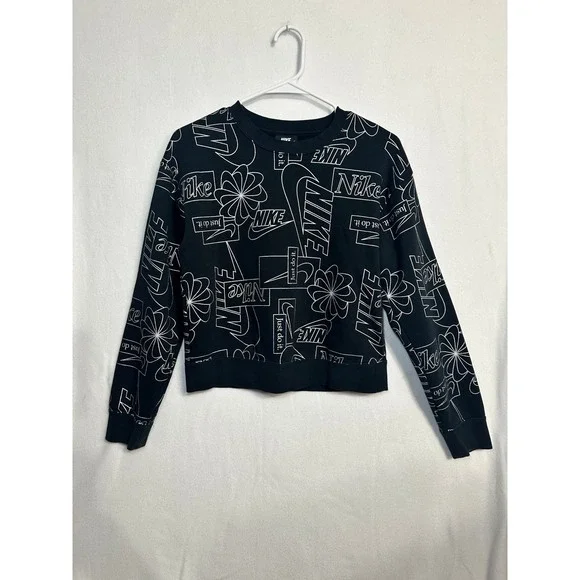 Nike Womens All Over‎ Logo Print Fleece Crewneck Sweatshirt Black CZ1869-010 XS