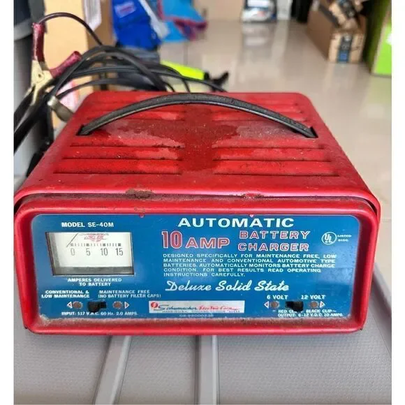Vintage Retro Schumacher 10 Amp 6 - 12 Volt Battery Charger Automatic SE-40M