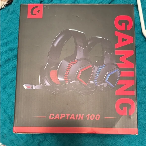 Captain 100 Gaming Headset - Black with Red and Blue Accents
