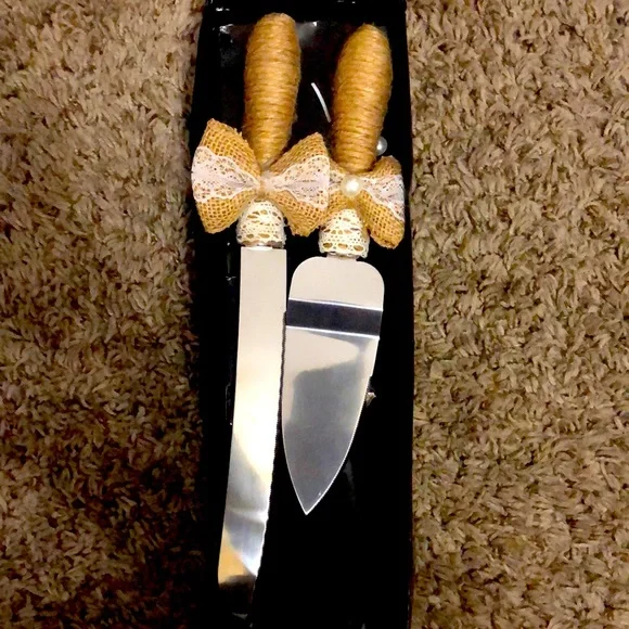 Serving set new never used.