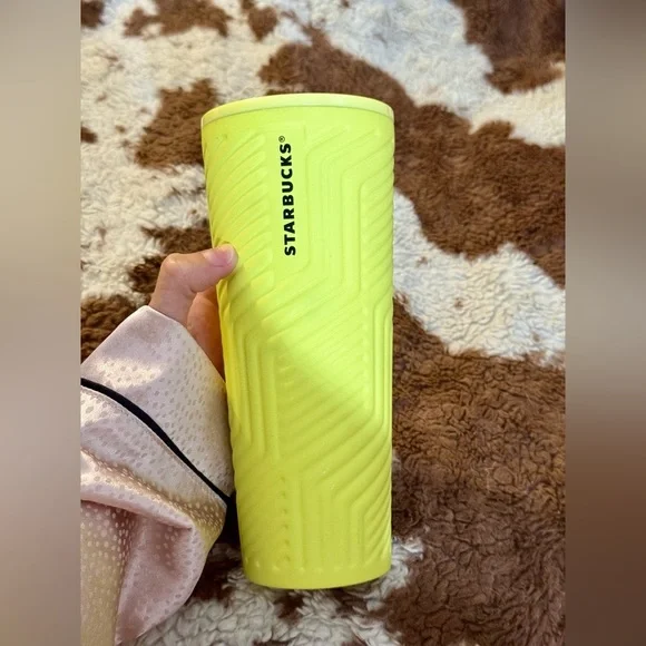 Starbucks Brand New With Tag 24oz Tumbler and Lid $29.95 Soft Touch Cold Cup