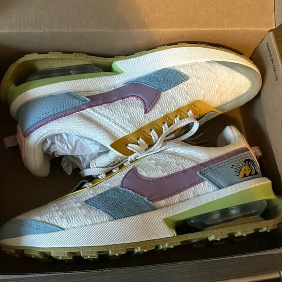 Nike sun club sneakers
