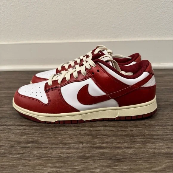 Nike Dunk womens sz 11