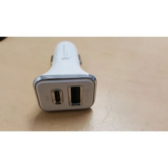 Fast PD Car Charger White Dual Port