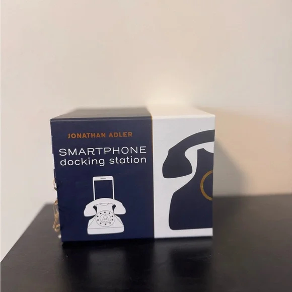 Jonathan Adler White Smartphone Dock