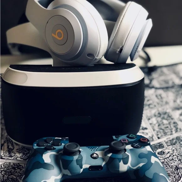 Black and white Sonny ps4 game controller