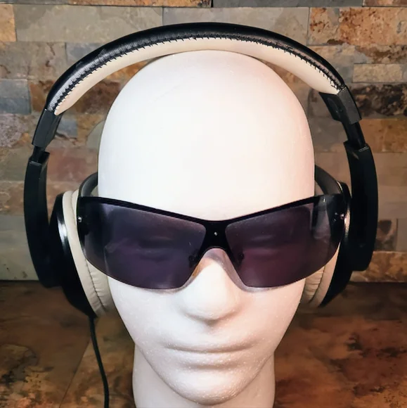 Think Write Durable Headphones • Adjustable Headband • Ambient Sound Mode •