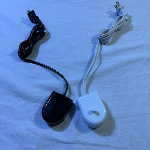 Philips‎ Sonicare Electric Toothbrush Charger Set of 2 - Black and White