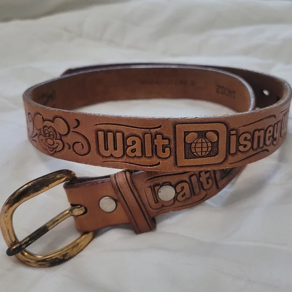Vintage Disney Mickey Tooled Embossed Leather Chambers Phoenix Belt