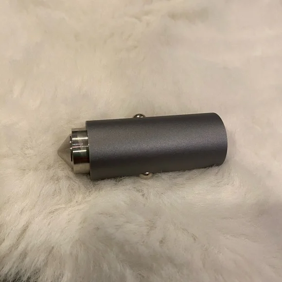 Mophie USB iPhone fast car charger