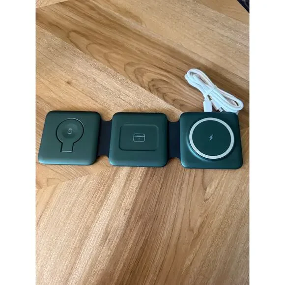 3in1 Wireless Charger Foldable Travel Charger with iPhone, Watch & Airpods Spot