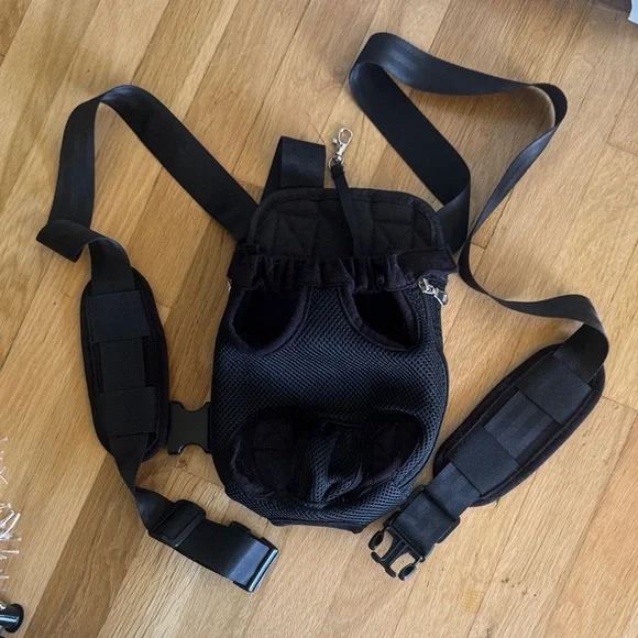 Black Dog Pet Carrier