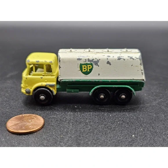 Vintage Lesney Matchbox Series #25‎ Petrol Tanker