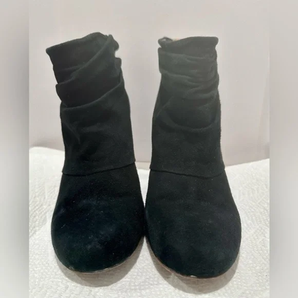 Tory Burch black suede booties size 7.5