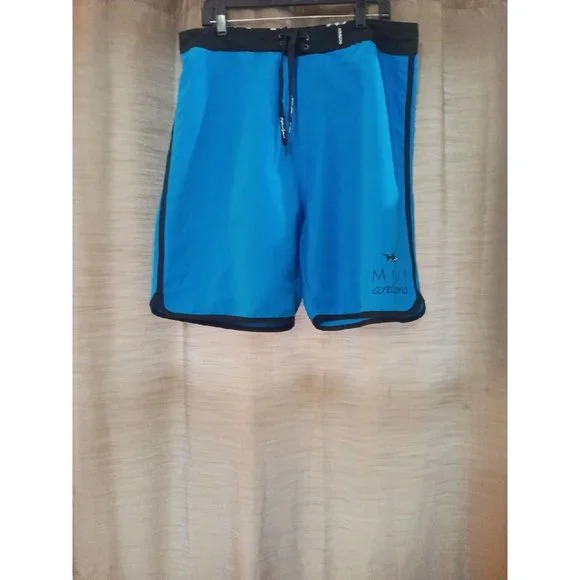 Men's Maui&Sons Blue/Black Board Shorts Big Logo Spellout Size 36