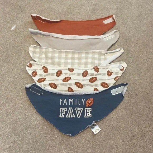 Kyle & Deena Set of 5 Football Bibs 🏈