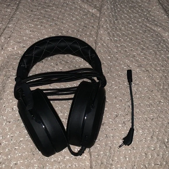 Black Jeecoo Headset