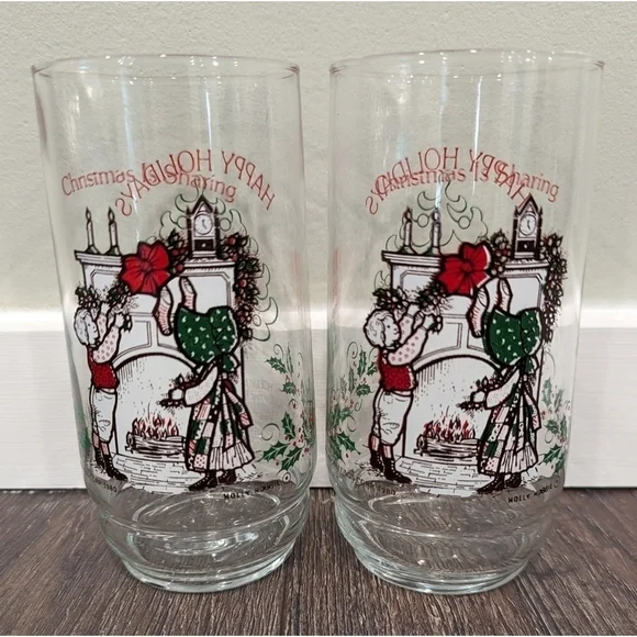Vintage 1980 Holly Hobbie Christmas Deck the Halls Set of Two Glasses