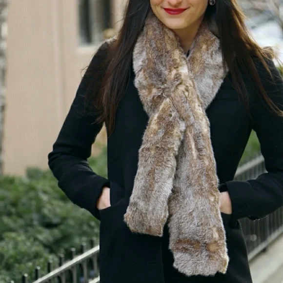 RESTORATION HARDWARE Luxe Faux Fur Snood Neck Warmer Scarf—OS